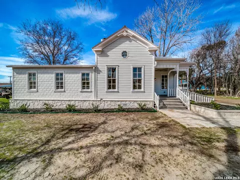 824 5a-2 High St, Comfort, TX 78013