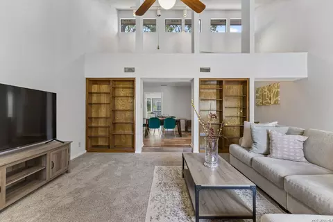 1025 River Park, San Antonio, TX 78216