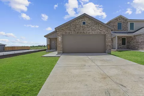 403 Sauvignon Pt, New Braunfels, TX 78130