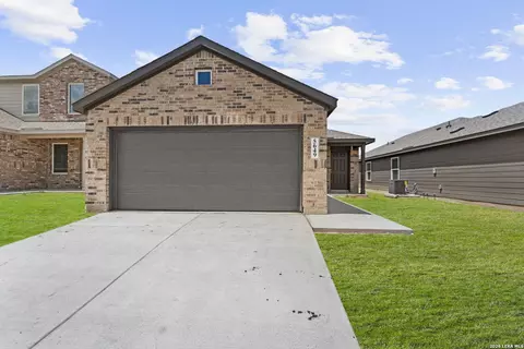 5649 Jasper Pl, San Antonio, TX 78223