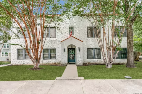 277 Post Ave, San Antonio, TX 78215