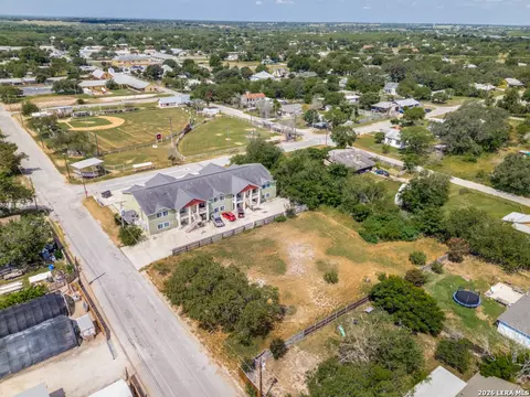 0 Upson Dr, Devine, TX 78106 photo 7