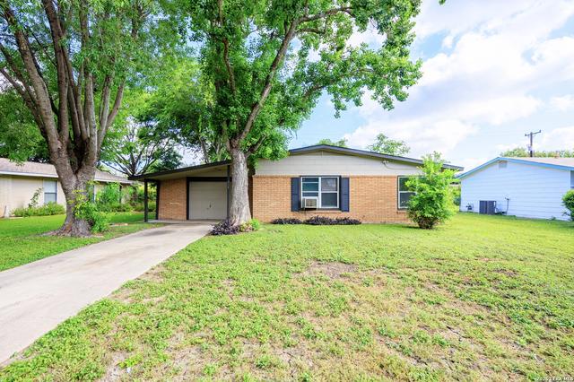 315 Cresham Dr, San Antonio, TX 78218