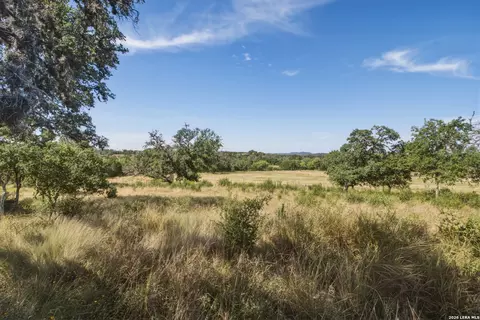 1256 Benton Creek Rd, Medina, TX 78055