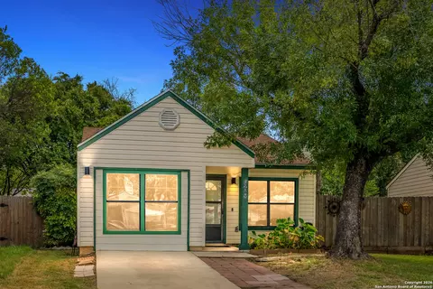 6248 Valley Queen, San Antonio, TX 78250