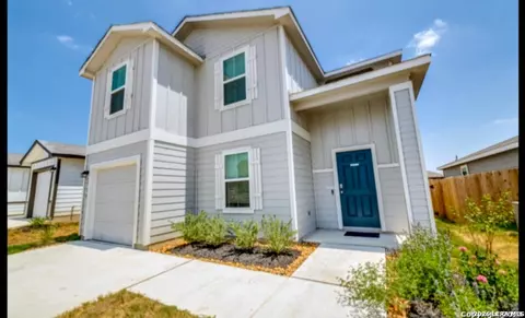 9558 Ranch Loop, San Antonio, TX 78254