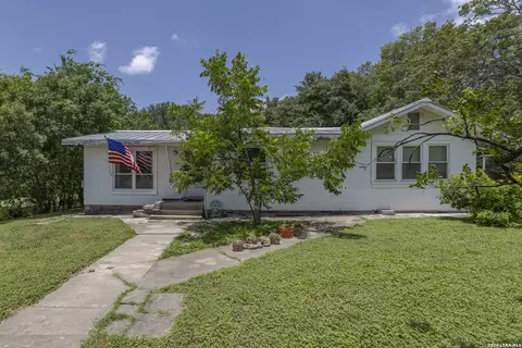 245 Concord Pl, Balcones Heights, TX 78201