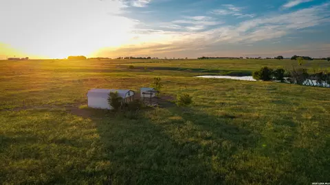 6932 Farm Market 532, Moulton, TX 77975