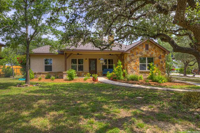 737 La Paloma Dr, Canyon Lake, TX 78133