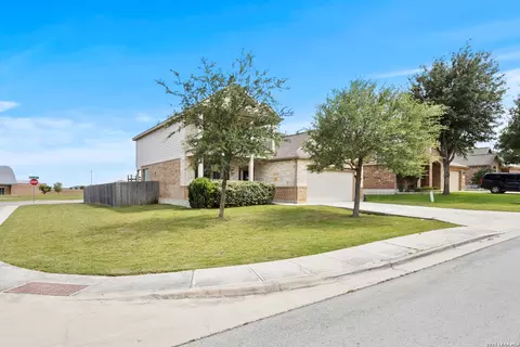 1821 Logan Trl, New Braunfels, TX 78130