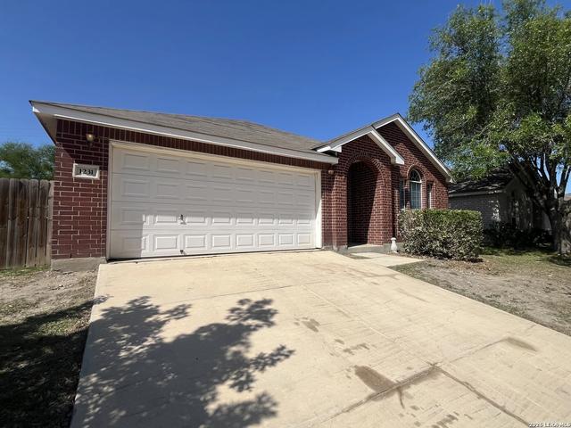 1231 Jordan Xing, San Antonio, TX 78221