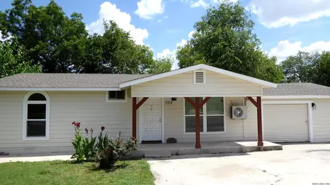 104 Dinn, San Antonio, TX 78218