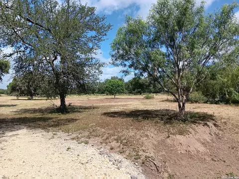 16245 W Loop 1604 S, Von Ormy, TX 78073 photo 5