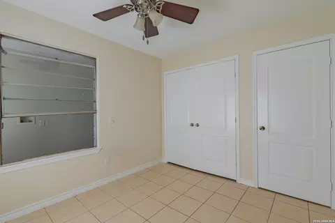 Bedroom - 2344 Stanley, Eagle Pass, TX 78852 photo 4 of 7