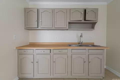Kitchen - 2344 Stanley, Eagle Pass, TX 78852 photo 2 of 2