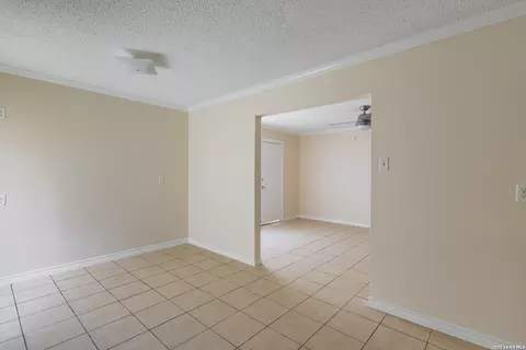 Living - 2344 Stanley, Eagle Pass, TX 78852 photo 7 of 7