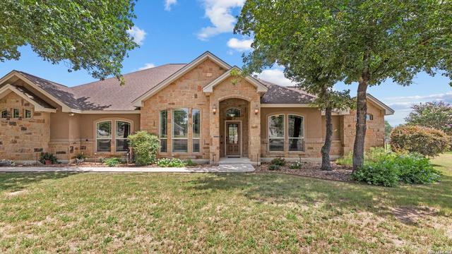 192 Copper Ridge Dr, La Vernia, TX 78121