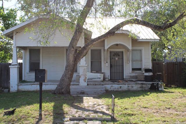 707 Ormand St, Pleasanton, TX 78064