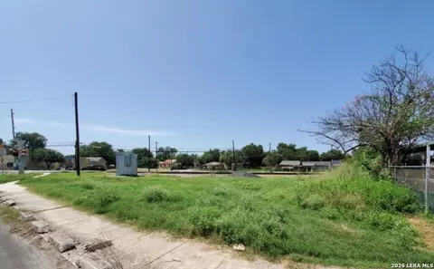 339 Pendleton Ave, San Antonio, TX 78205