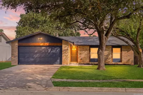 4935 Grey Hawk Dr, San Antonio, TX 78217