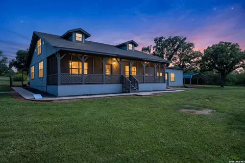 8857 Stuart Rd #3, San Antonio, TX 78263