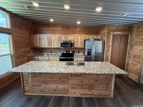 Kitchen - 7002 County Road 4514, Devine, TX 78016 photo 1 of 4