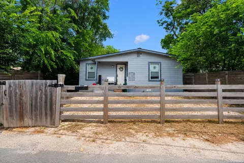 130 Orphan, San Antonio, TX 78202