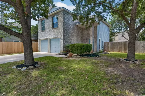104 Stone Creek Cir, Boerne, TX 78006