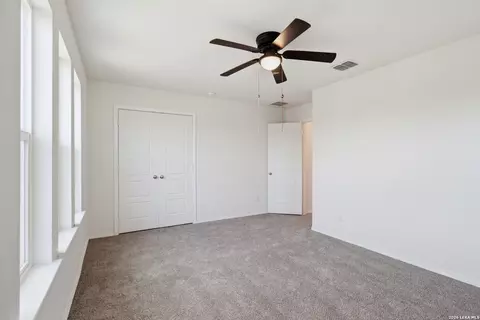 9305 Devils Riv, Converse, TX 78109 photo 31