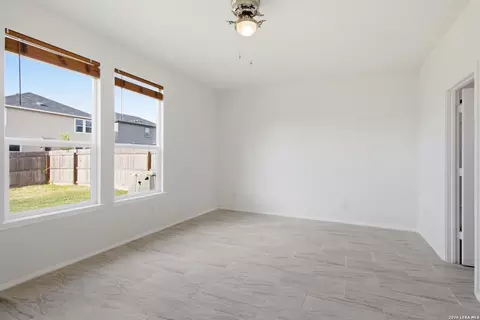 9305 Devils Riv, Converse, TX 78109 photo 18