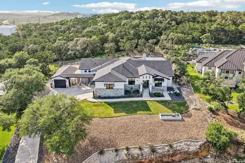 8823 Falcon Pl, San Antonio, TX 78256