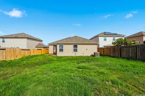 Exterior - 15246 Walcott Rdg, Von Ormy, TX 78073 photo 4 of 5