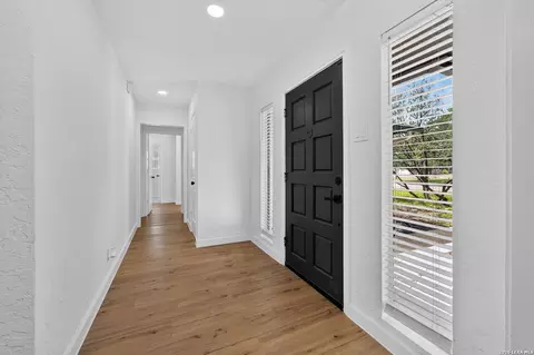 Entry Way - 721 Balfour Dr, Windcrest, TX 78239 photo 2 of 2