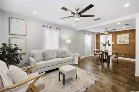 221 E French Pl, San Antonio, TX 78212