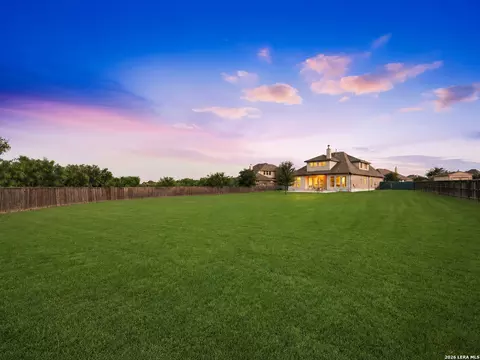 6014 Dewdrop Ln, Converse, TX 78109