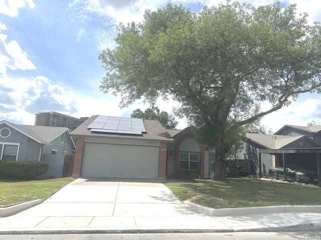7623 Ridge Elm Dr, San Antonio, TX 78239