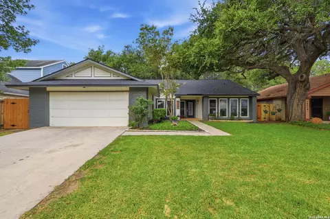16515 Fox Knl, San Antonio, TX 78247