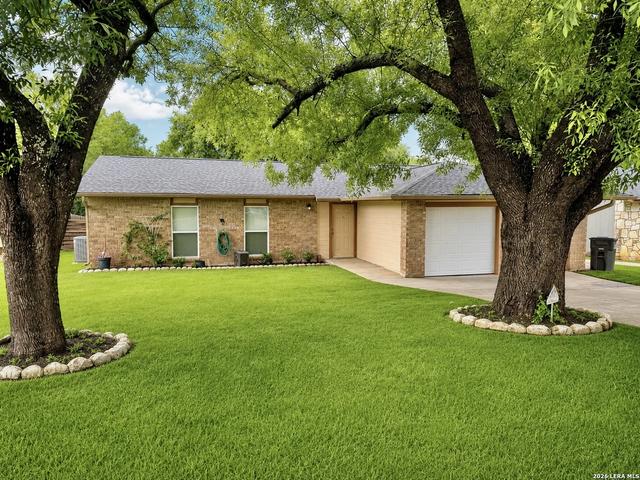 838 Big Sky Dr, San Antonio, TX 78245