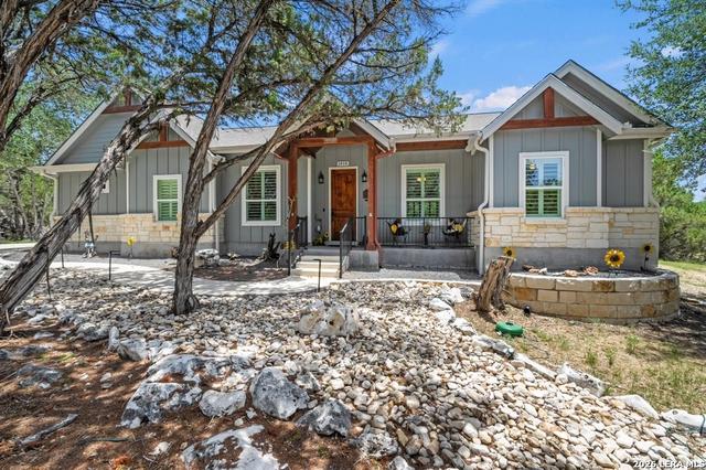 1016 Happy Hollow Dr, New Braunfels, TX 78132