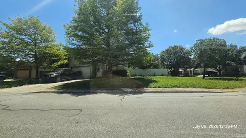 7249 Artisan Ln, San Antonio, TX 78250
