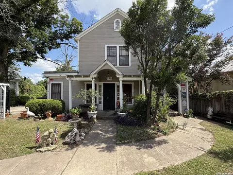 706 E Carson, San Antonio, TX 78208