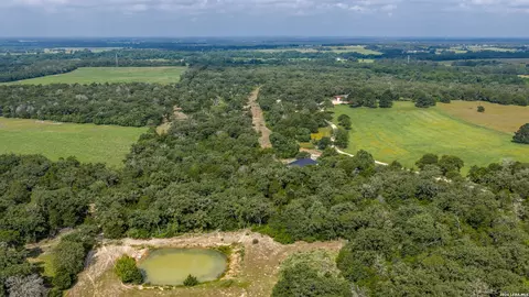 1324 Private Road 4055, Lexington, TX 78947