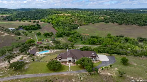 1634 Kallenberg -klinkseik, Fredericksburg, TX 78624