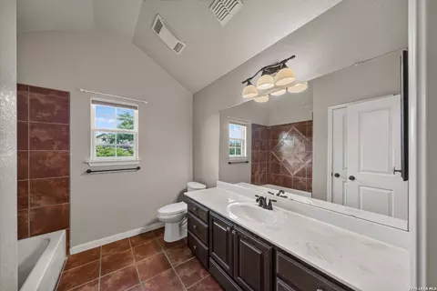 Bath - 15815 White Cap Dr, Lytle, TX 78052 photo 3 of 3