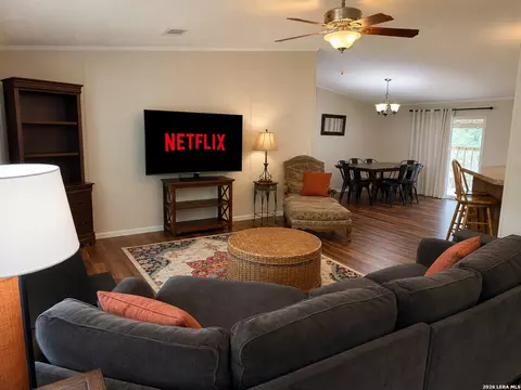 6020 Apache Moon, Spring Branch, TX 78070 photo 6