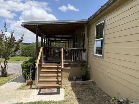 6020 Apache Moon, Spring Branch, TX 78070 photo 27