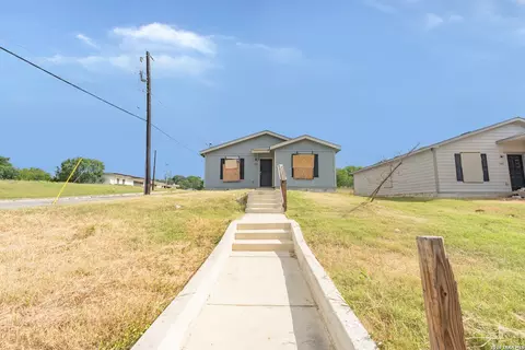 1003 Yucca St, San Antonio, TX 78220