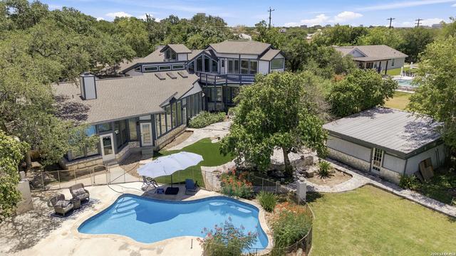 10011 Southwell Rd, San Antonio, TX 78240