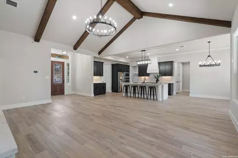 Living - 333 Eagle Rock Rd, Spring Branch, TX 78070 photo 5 of 8