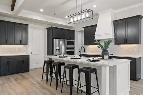 Kitchen - 333 Eagle Rock Rd, Spring Branch, TX 78070 photo 5 of 7